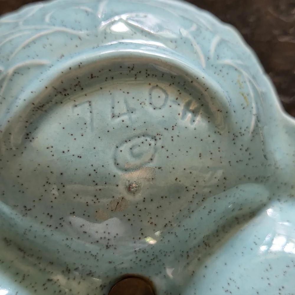 Vtg MCM California USA Pottery Divided Leaf Nut Dish Turquoise Aqua Gold Accents
